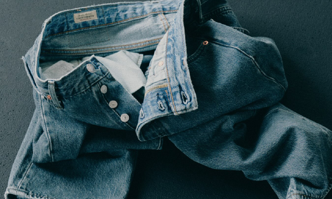 Levi’s 携手 BIOTOP 推出限定版 501 Original「Grey Sheep」