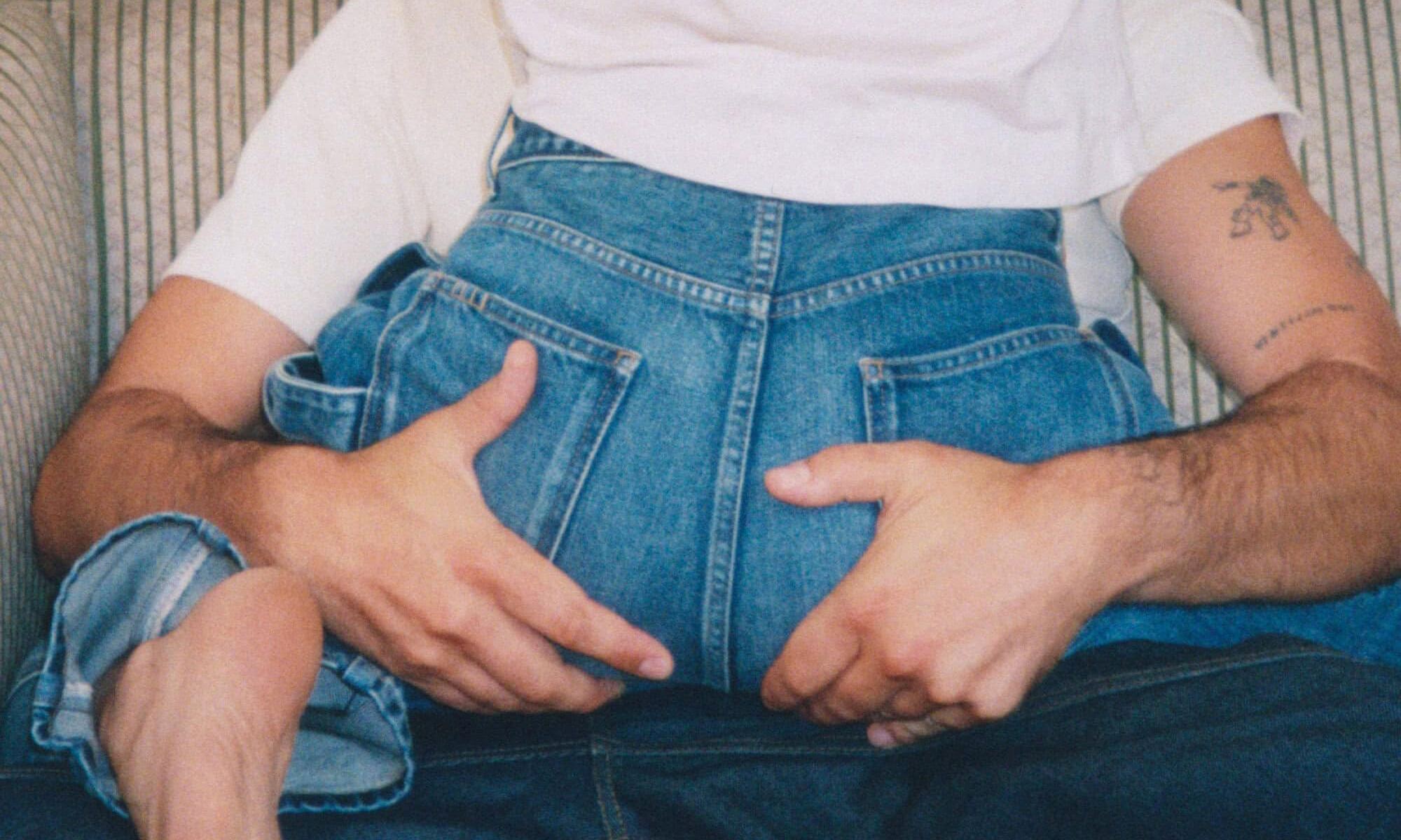 JW Anderson 发布全新「Twisted Denim」广告片