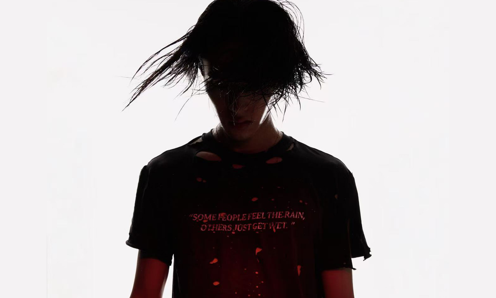 本土新兴品牌 OTTNEV 发布首个系列 Lookbook