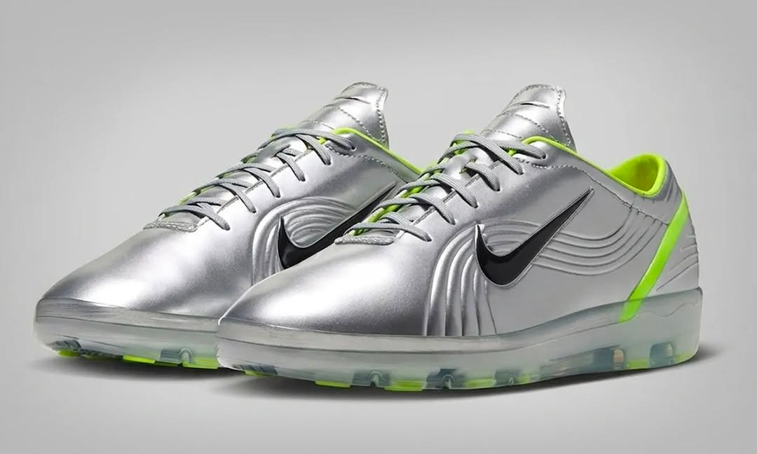 「外星人」罗纳尔多经典战靴，Nike Cryoshot Mercurial Vapor 1 OG 曝光