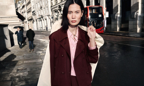 BURBERRY 发布 2026 秋季广告「Heads Back to the City」