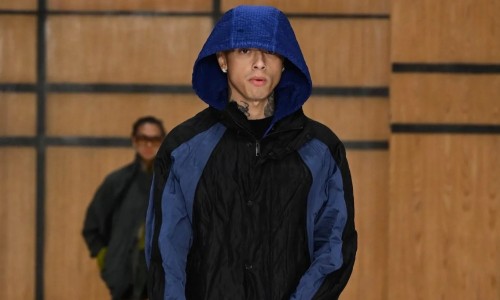BURBERRY 发布 2027 春夏系列
