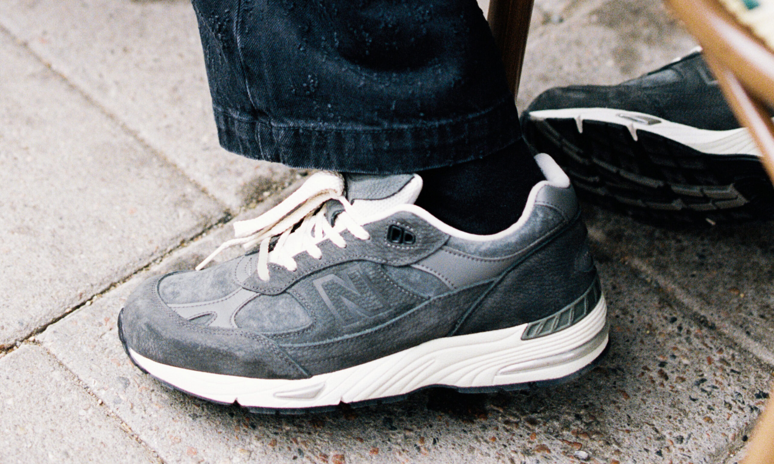 mfpen x New Balance 991v1 将于 9 月 3 日限量发售
