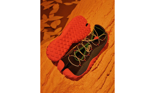 Vans 与 SZA 共同打造的合作系列「VANSZA」正式发布