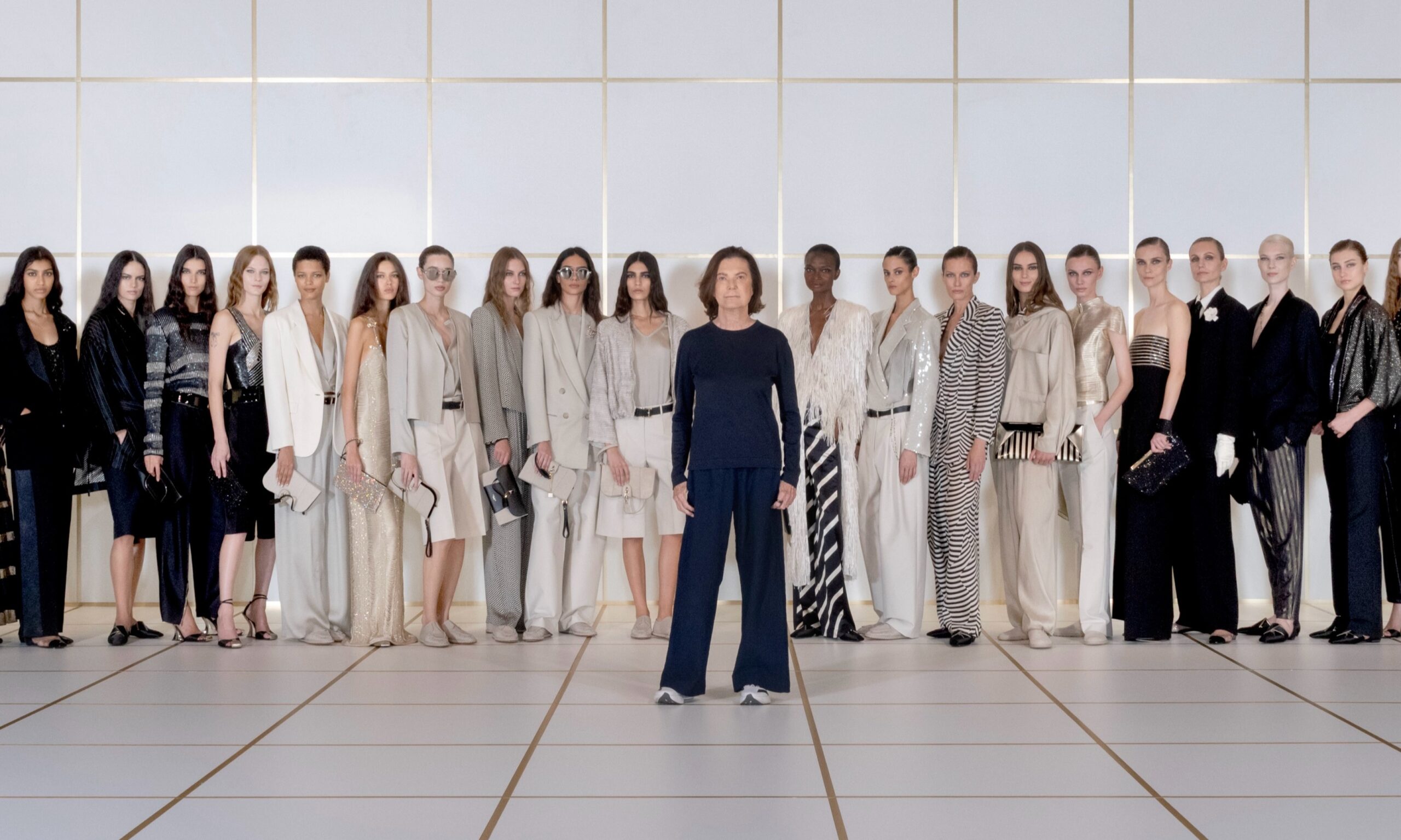 GIORGIO ARMANI 发布 2027 春夏女装系列