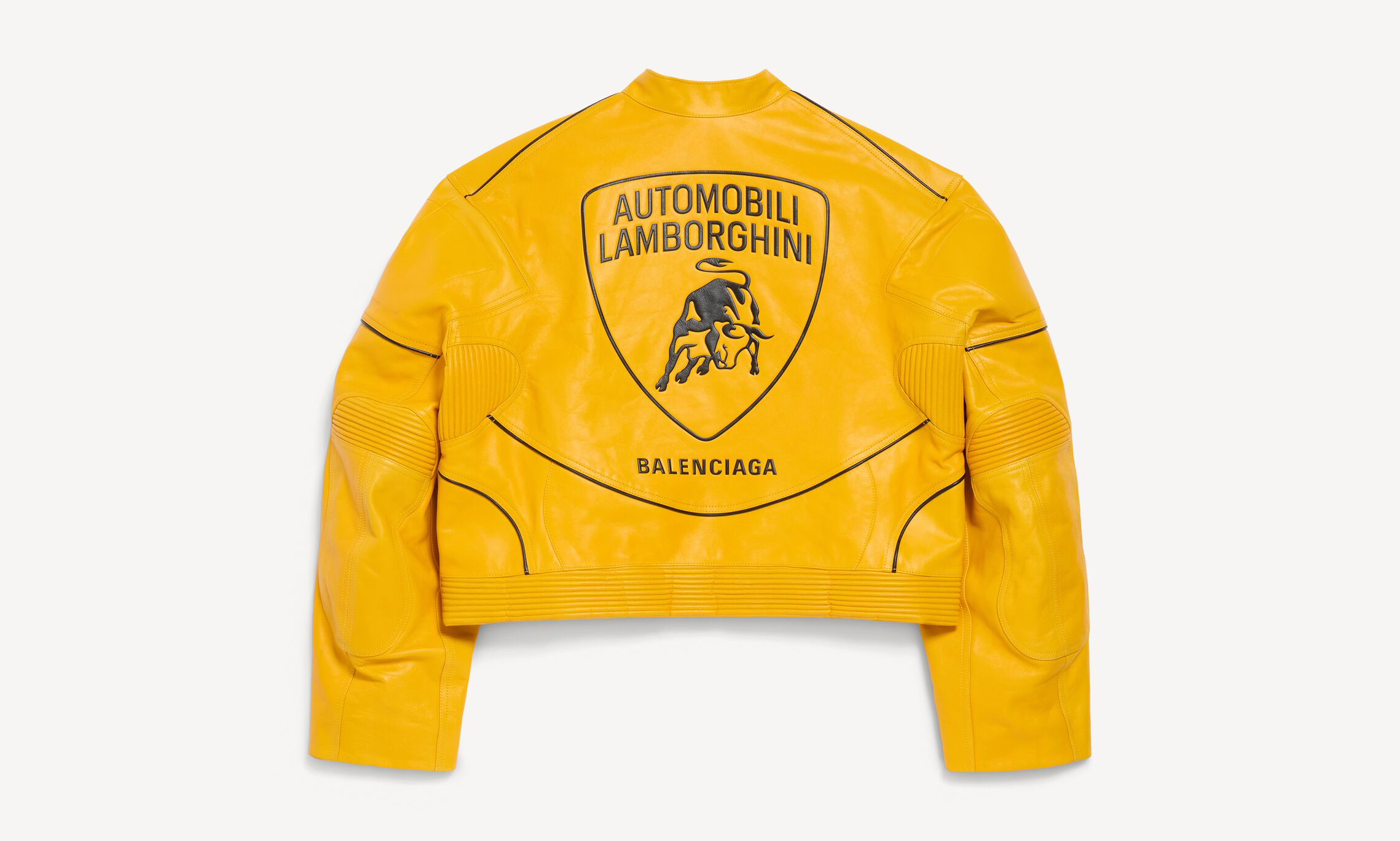 BALENCIAGA 与 Lamborghini 带来第二回联名系列