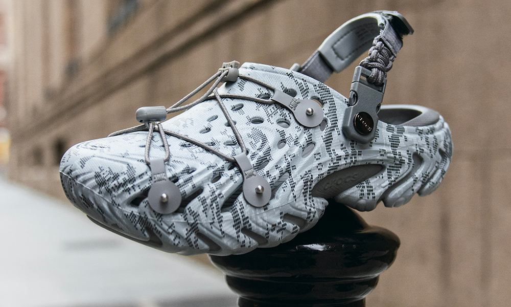 探索都市现代轮廓，DOE x Crocs 联名系列全新发布