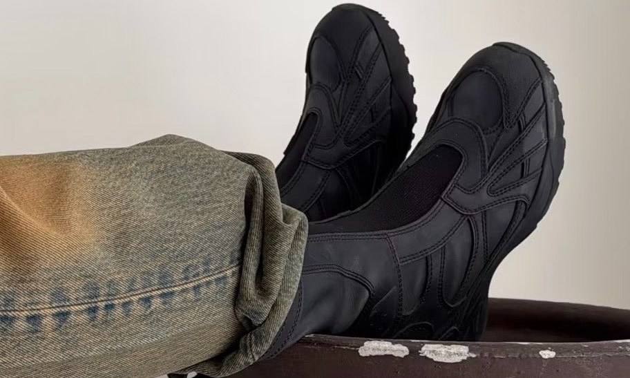 Ye 上脚未发售 YEEZY 800S High Tactical Boot