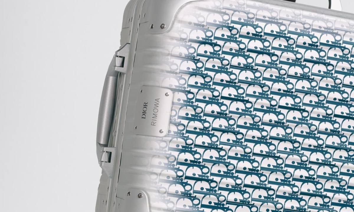 DIOR x RIMOWA 联名机舱行李箱即将重新发售