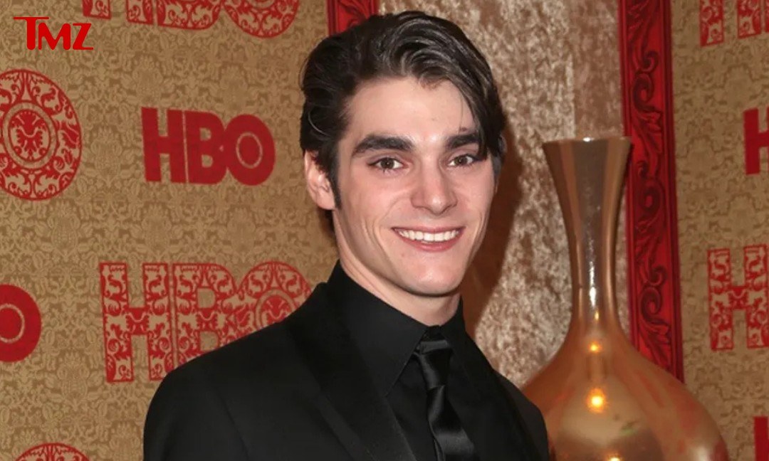 《绝命毒师》演员 RJ Mitte 去世，年仅 34 岁
