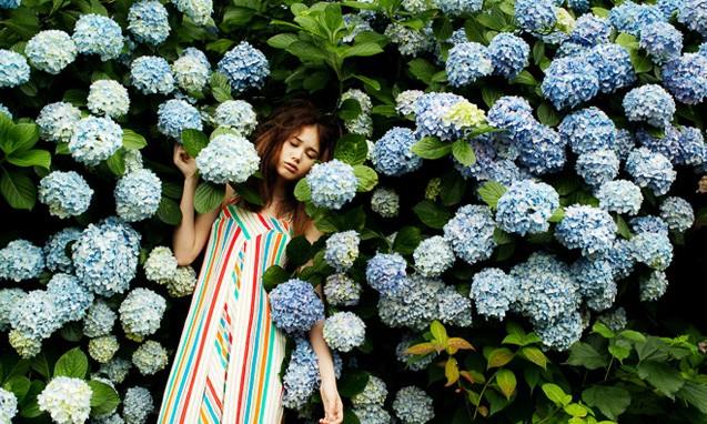 蜷川实花弟子 Marco 推出首本写真集《Spring Pedals by lovely hickey》