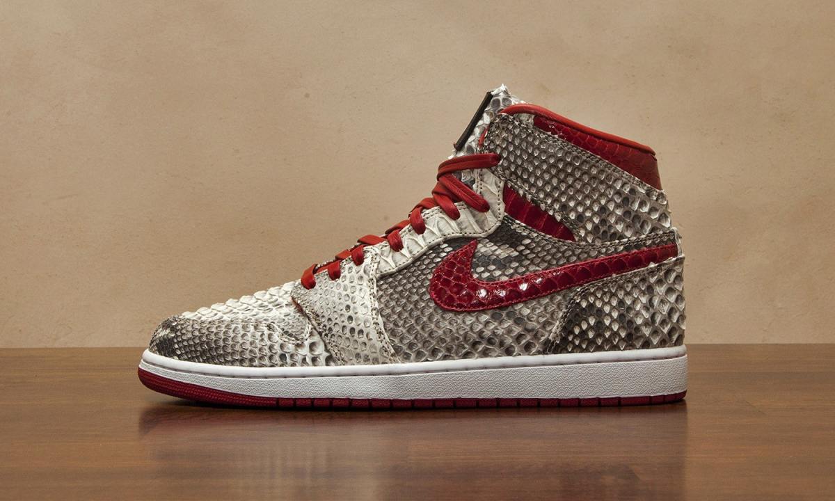 球鞋定制单元 JBF Customs 推出新作蛇鳞 Air Jordan 1