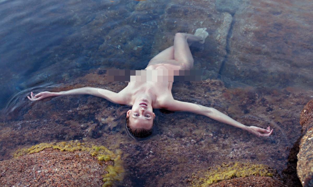 Pirelli Calendar 在米兰举办“Form & Desire”摄影展