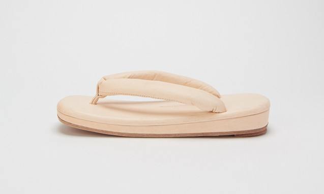 Hender Scheme 全新手工制雪驮鞋款