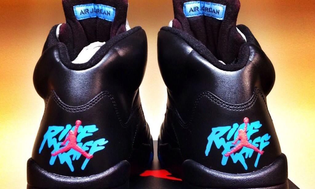 闹剧停不了，Air Jordan V“Riff Raff”天价现身 ebay