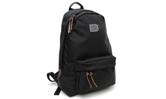 FREDRIK PACKERS 推出 500D 轻质尼龙背包系列