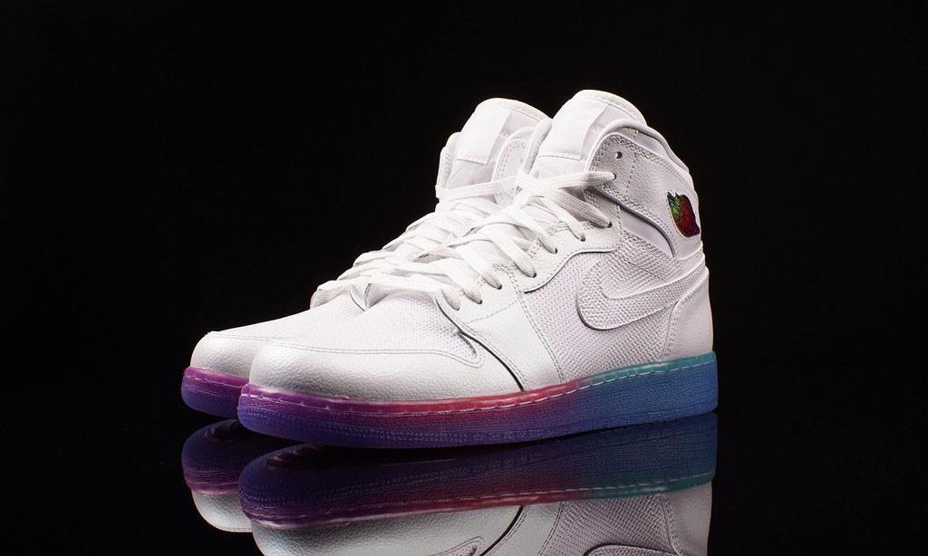 水晶彩虹再现，Air Jordan 1 Retro High Premium 新作即将问世