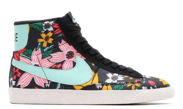 Nike Sportswear WMNS Aloha Print 系列鞋款