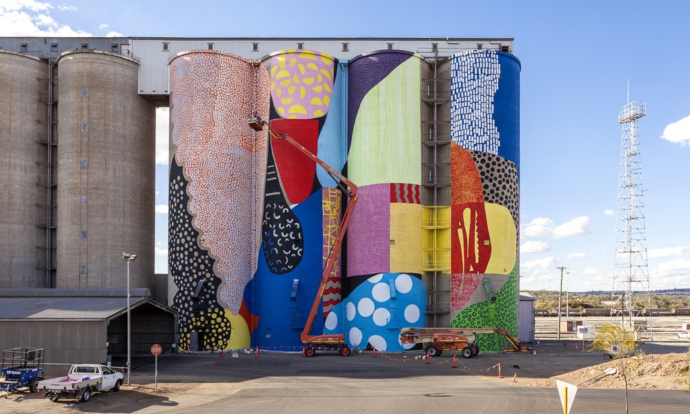 HENSE 在澳大利亚西部粮仓创作巨幅壁画