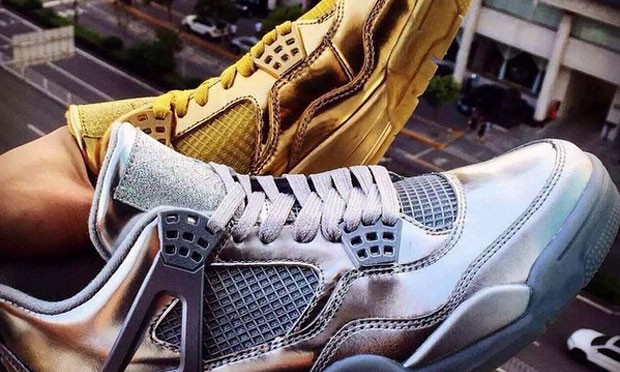 指日可待？Air Jordan 4 “Liquid Metal” 定制曝光