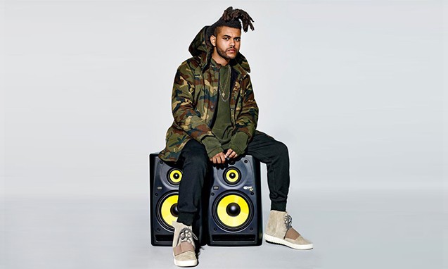 The Weeknd 示范 Kanye West x adidas Originals Yeezy Season 1 造型穿搭