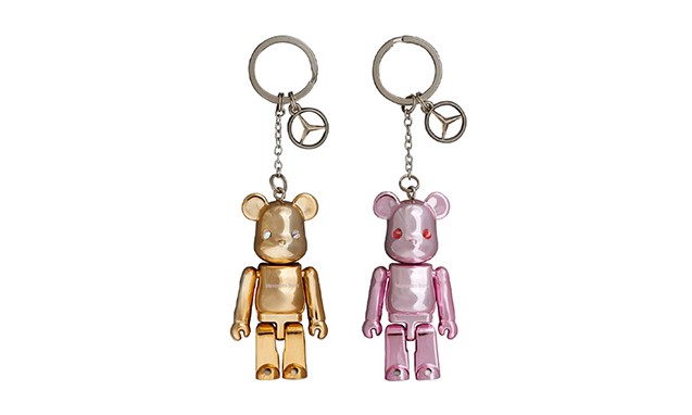 Mercedes Benz x Medicom Toy 打造 BE@RBRICK 联名钥匙扣