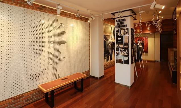 Levi’s® Skateboarding 携手 FLY 展开滑板服饰概念店铺