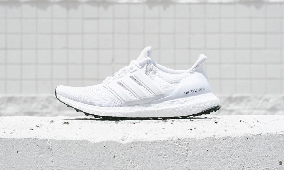 adidas Ultra Boost “All White” 配色鞋款官网再售
