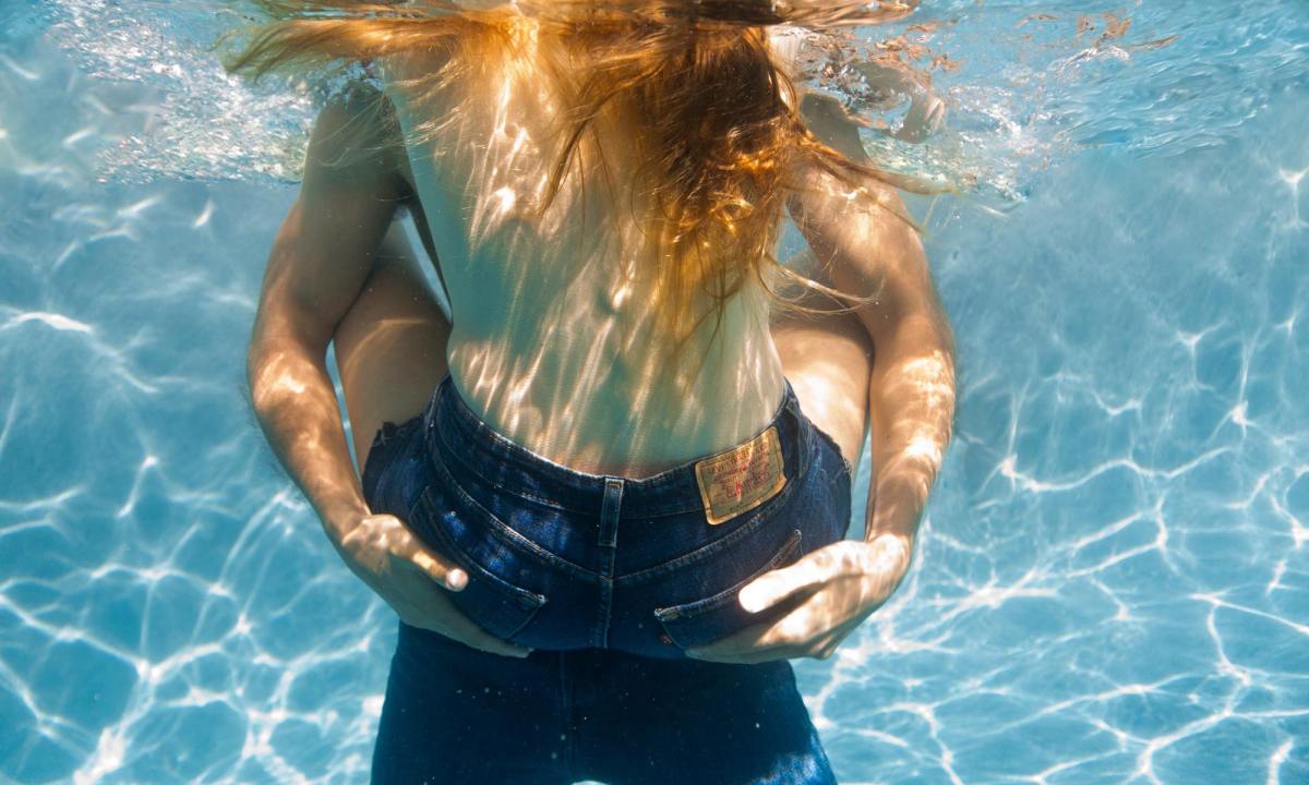LEVI’S® 释出全新 Water＜Less 系列环保制造方法
