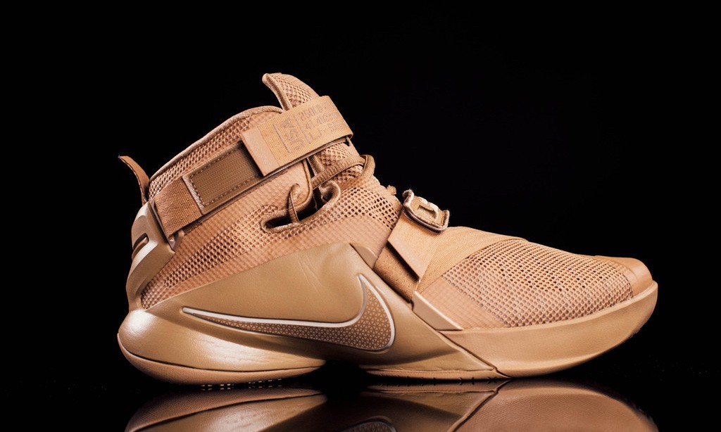 全新 Nike LeBron Zoom Soldier 9 “Wheat” 配色释出
