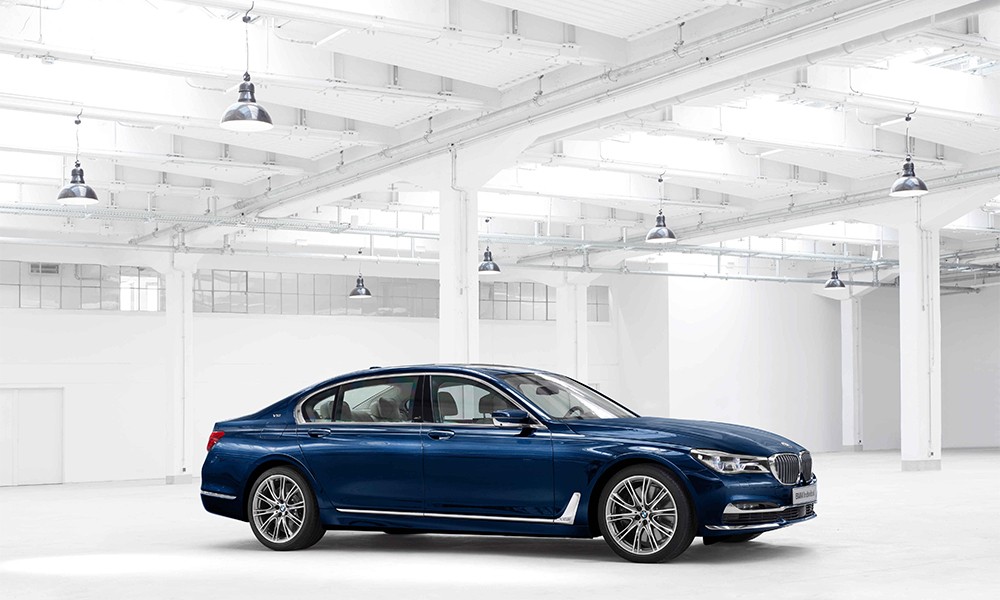BMW 打造百年庆典特别版 7 系