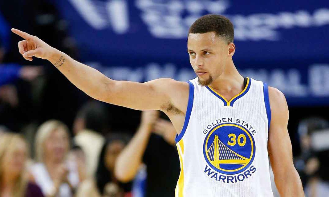 Stephen Curry 再得常规赛 MVP！