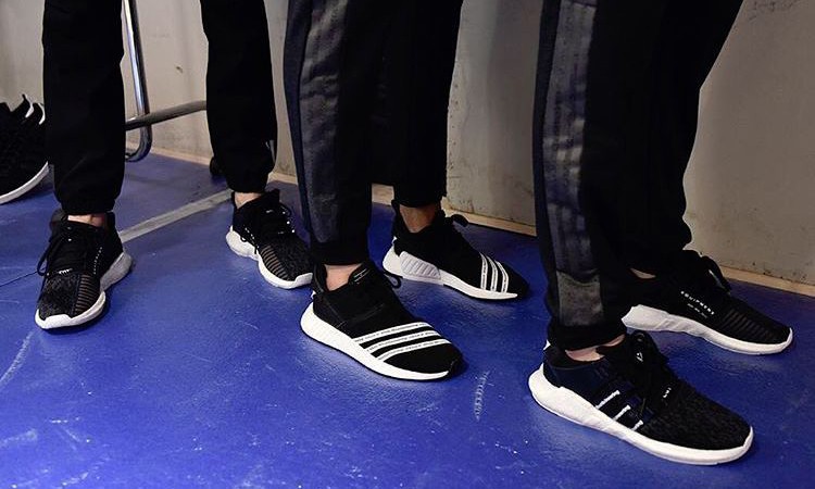 adidas Originals by White Mountaineering 联名 NMD_R2 鞋款曝光