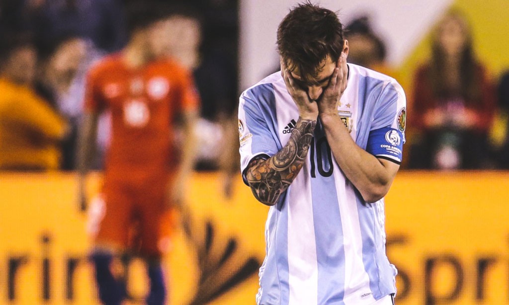 Lionel Messi 告别《FIFA 17》封面合作