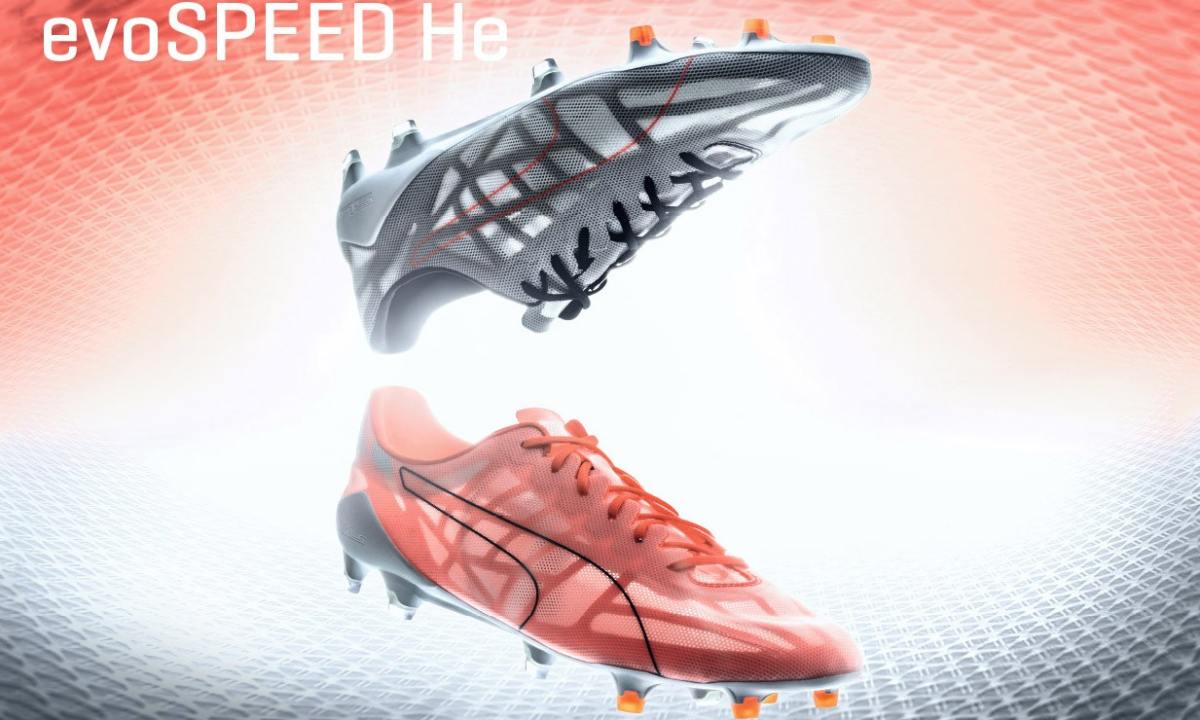 PUMA evoSPEED He 极限轻质足球鞋问世