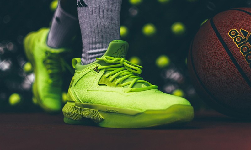 adidas D Lillard 2 发布全新 “Tennis Ball”