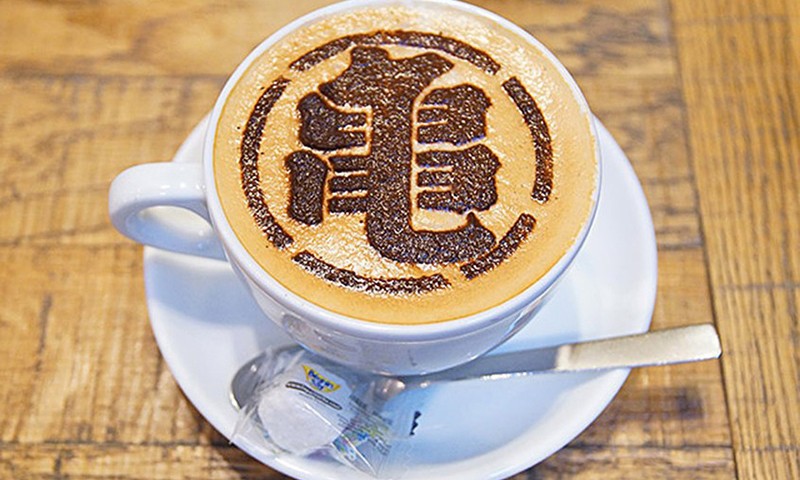 《龙珠》 30 周年限定咖啡店正式开催