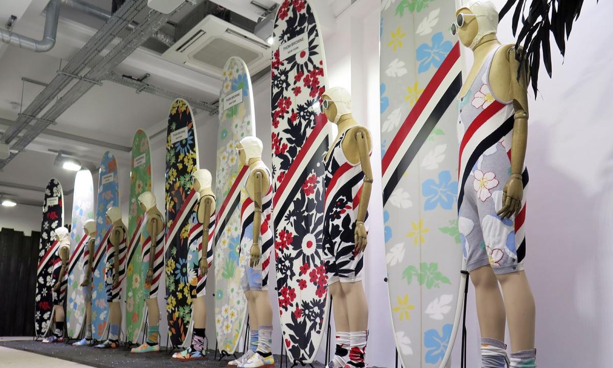 奢侈品牌“玩滑板”，Thom Browne 则在 DSM 里摆起了冲浪板