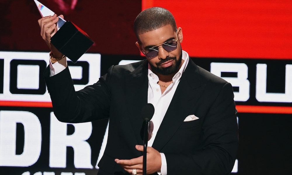 2016 全美音乐大奖揭晓，Drake 与 Justin Bieber 成为最大赢家