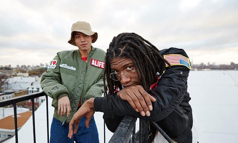 ALIFE 携手 Alpha Industries 打造联名 MA-1 飞行夹克