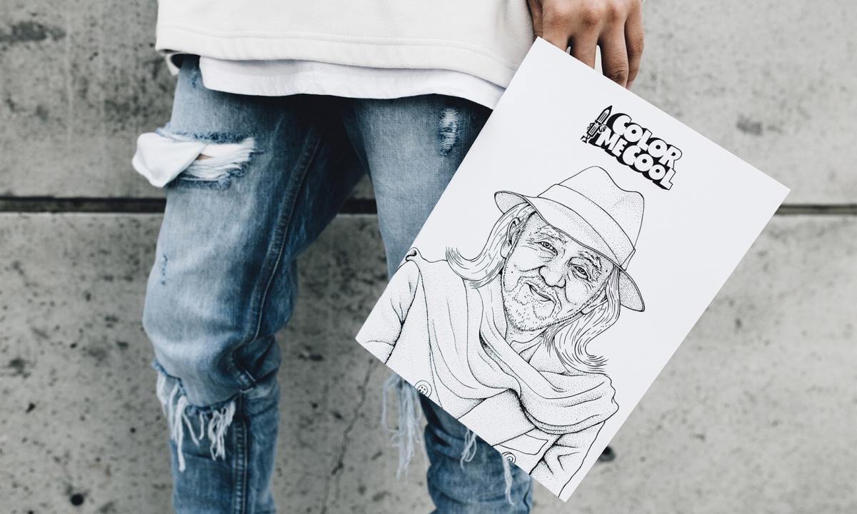 有了这本涂色书，山本耀司等时尚大咖都“任你摆布”