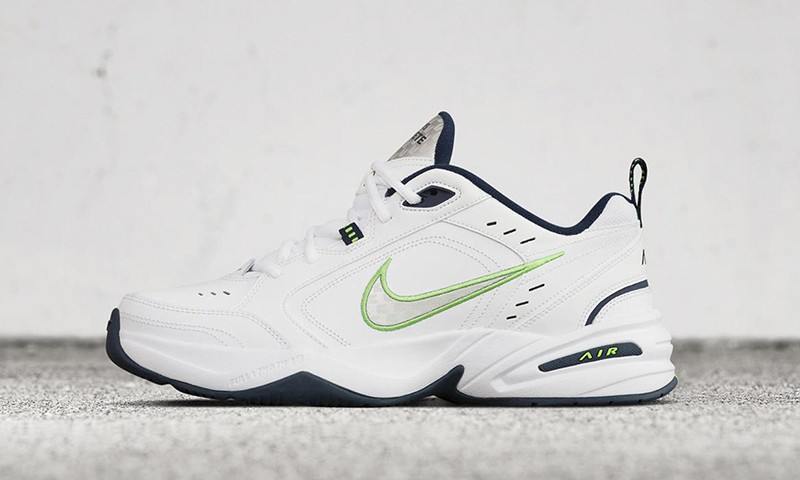 Nike 为 Pete Carroll 打造 Air Monarch IV PE 版本