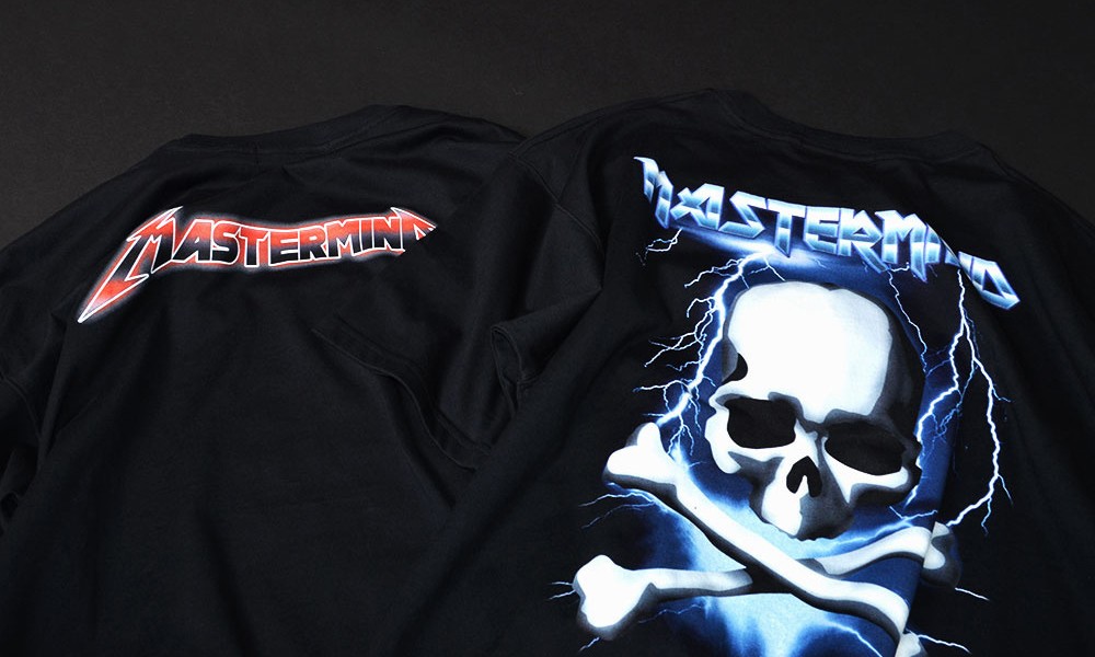 致敬经典，mastermind JAPAN 推出两款 Metallica 主题 T-shirt