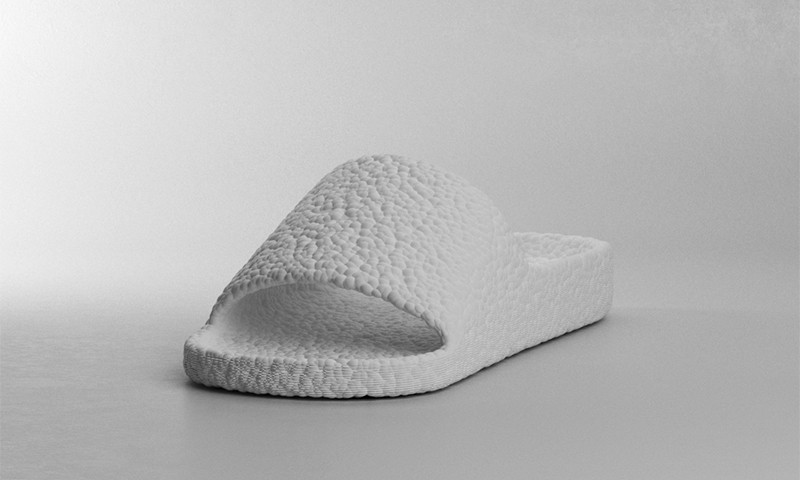 adidas 如果将 BOOST 科技用到拖鞋里，想必就是这个样子吧
