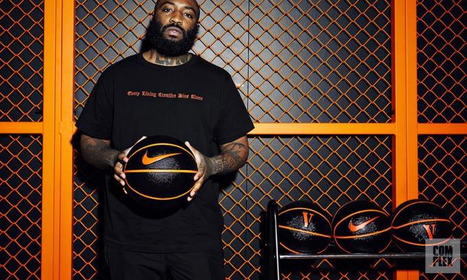 来参观下 VLONE 和 Nike 打造的 Pop-up 店铺