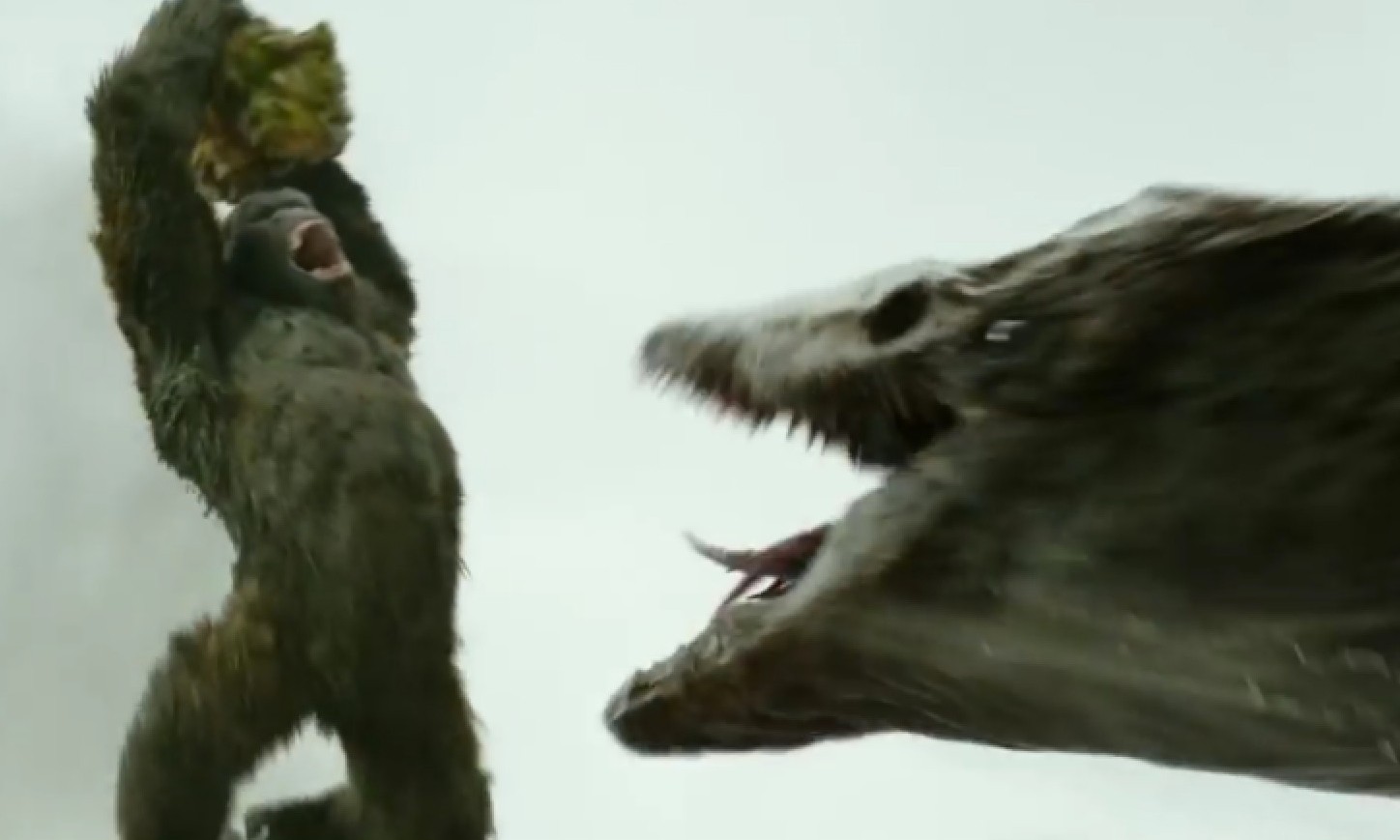 《金刚：骷髅岛》新片段：金刚大战远古巨兽释出