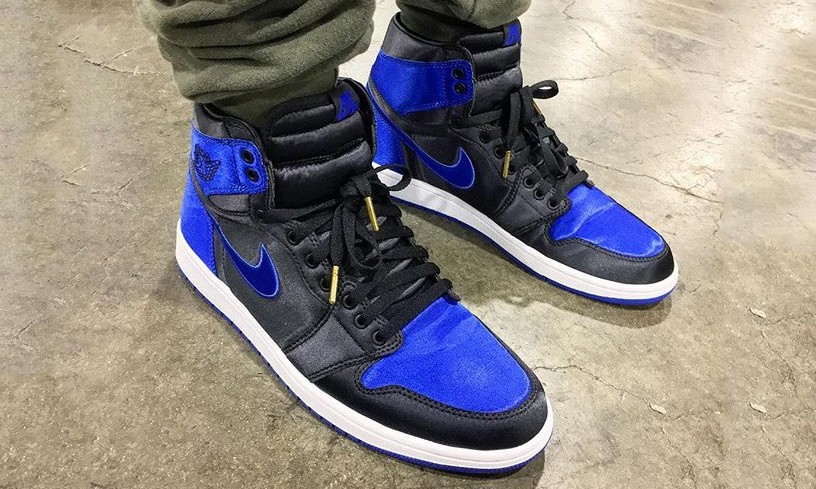 Air Jordan I “Royal” 还未发售，它的 “Satin” 版本已经曝光出实物了