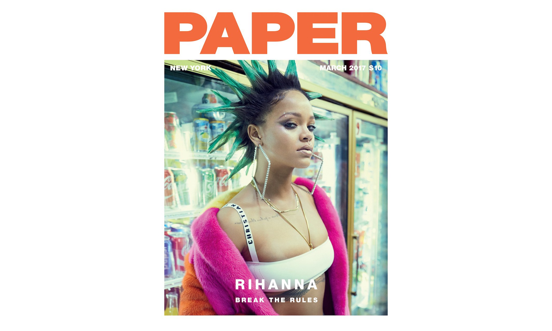十年后，Rihanna 再次成为《PAPER》杂志封面人物