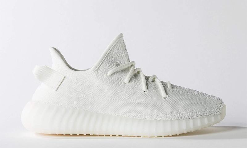 Yeezy Boost 350 V2 纯白配色或将于下月发售